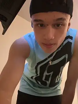 Dominik Souza online show from 06-14-26, 04:03