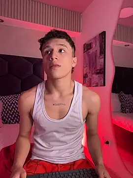 Dominik Souza online show from 07-28-26, 04:41
