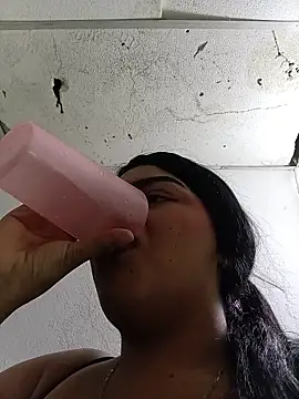 Snapshot of angela_sex_x chatting on 02-06-26, 11:08 angela sex x online show from 02-06-26, 11:08