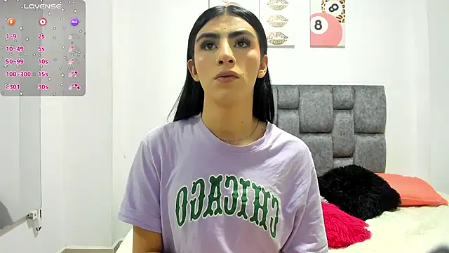 Isabella Moon9 online show from 04-12-26, 06:24