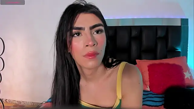 Snapshot of Isabella_Moon9 chatting on 07-28-26, 04:39 Isabella Moon9 online show from 07-28-26, 04:39