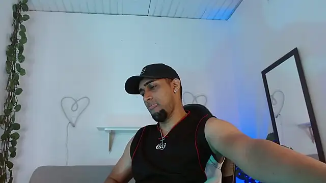 Snapshot of Paolo_Blaze chatting on 03-09-26, 12:42 Paolo Blaze online show from 03-09-26, 12:42