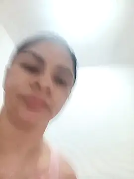 Snapshot of luna_pinky chatting on 03-11-26, 02:34 luna pinky online show from 03-11-26, 02:34