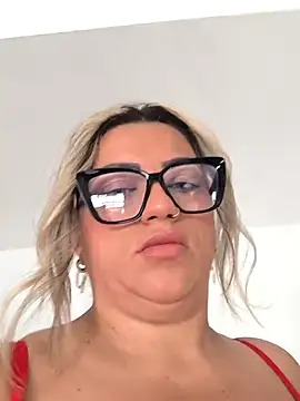 Snapshot of NinaRicci1518 chatting on 04-07-26, 02:39 NinaRicci1518 online show from 04-07-26, 02:39