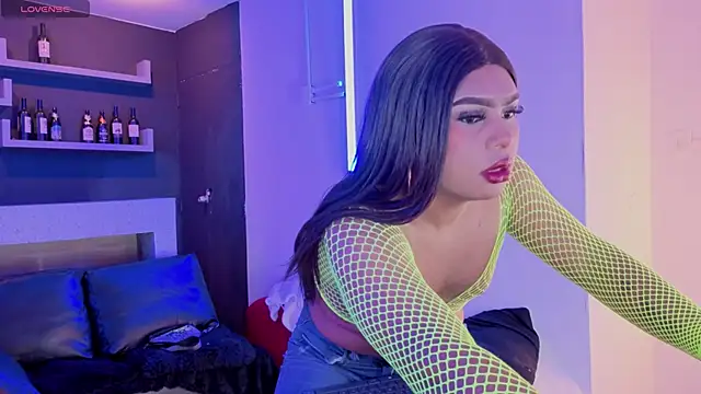 Snapshot of megara_hott chatting on 02-20-26, 02:28 megara hott online show from 02-20-26, 02:28