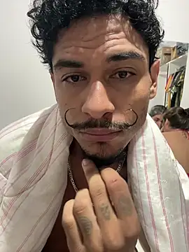 Jh0nZer0 online show from 04-26-26, 11:30