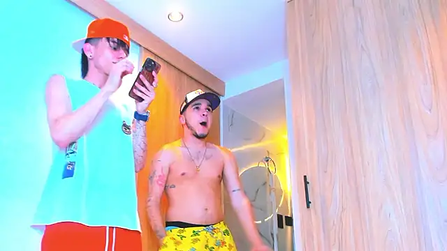 Snapshot of TheBatMansion chatting on 02-14-26, 05:53 TheBatMansion online show from 02-14-26, 05:53