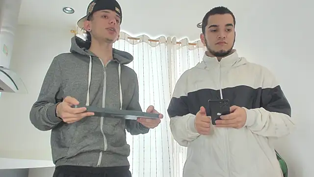 TheBatMansion online show from 04-29-26, 08:04