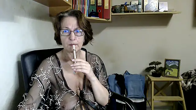 katemodel online show from 07-17-26, 07:59