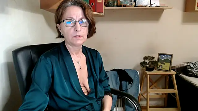 katemodel online show from 07-22-26, 06:49