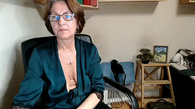 katemodel online show from 08-03-26, 09:26