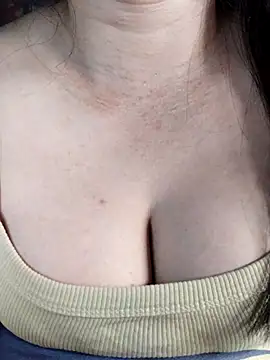 Reina Fcup01 online show from 03-12-26, 12:55