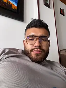 Snapshot of ryan_stone10 chatting on 02-02-26, 09:13 ryan stone10 online show from 02-02-26, 09:13