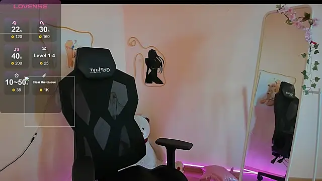 AliceeinWonderlanddd online show from 04-26-26, 02:20