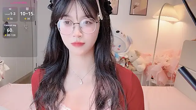 Snapshot of Luminous4173 chatting on 07-18-26, 01:26 Luminous4173 online show from 07-18-26, 01:26