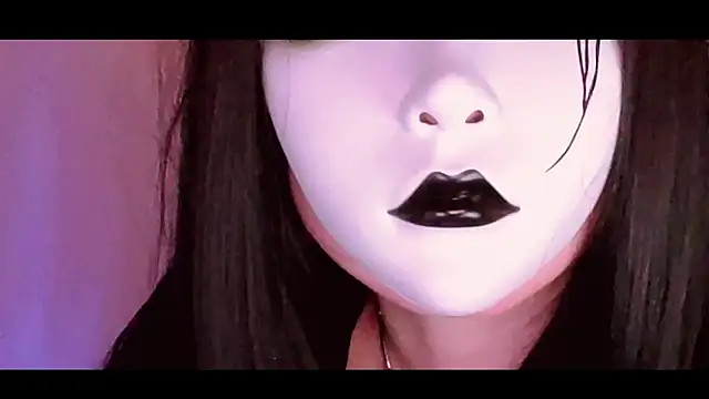 NoirLiliyaa online show from 02-27-26, 07:03