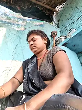 Snapshot of Rishka_sharma chatting on 04-02-26, 02:09 Rishka sharma online show from 04-02-26, 02:09