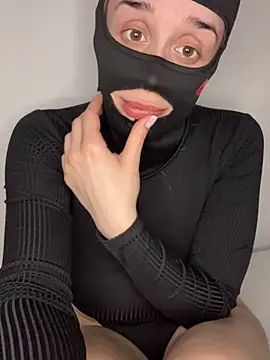 Snapshot of Mishelxxx2 chatting on 02-03-26, 10:15 Mishelxxx2 online show from 02-03-26, 10:15