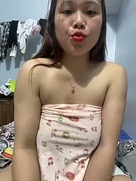 Emxinhka1 online show from 06-25-26, 05:17