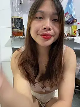 Emxinhka1 online show from 07-11-26, 03:15