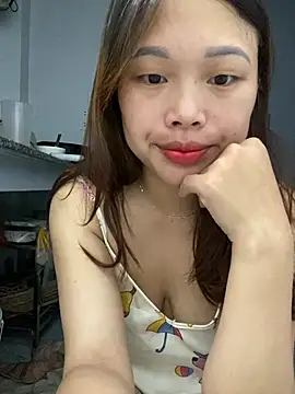 Emxinhka1 online show from 07-13-26, 10:23