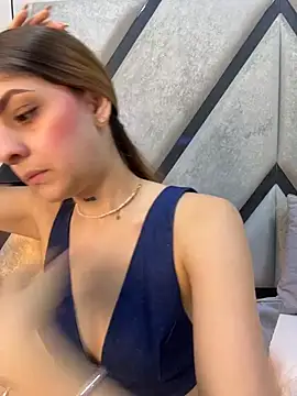 Snapshot of AriaWillssX chatting on 02-08-26, 08:23 AriaWillssX online show from 02-08-26, 08:23