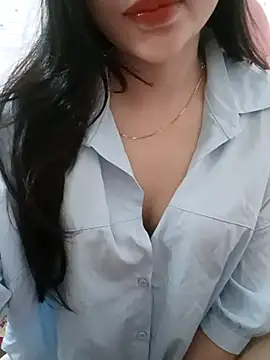 Snapshot of Moe-moex chatting on 03-27-26, 12:49 Moe-moex online show from 03-27-26, 12:49