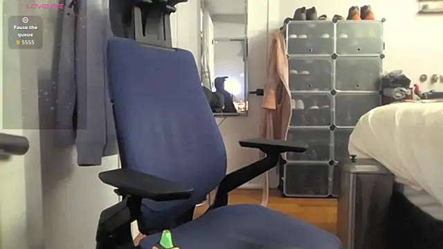 Snapshot of jomanf_slut chatting on 02-12-26, 05:08 jomanf slut online show from 02-12-26, 05:08