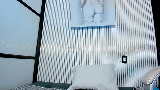 VenusColeman  online show from 02-17-26, 08:37