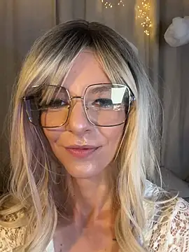 Olivia-Brooks online show from 02-22-26, 09:13