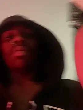 Snapshot of Blacknraw chatting on 02-19-26, 06:59 Blacknraw online show from 02-19-26, 06:59