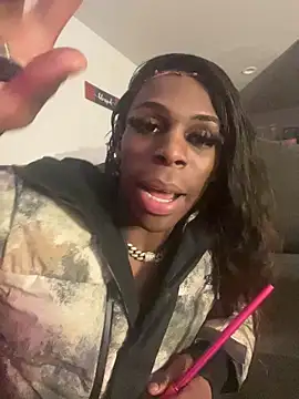 Snapshot of Blacknraw chatting on 03-08-26, 05:17 Blacknraw online show from 03-08-26, 05:17