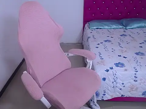 sara queen69 online show from 02-15-26, 11:19