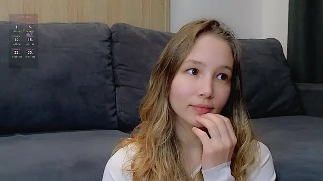 Snapshot of y0ur_sunshinee chatting on 03-26-26, 05:18 y0ur sunshinee online show from 03-26-26, 05:18