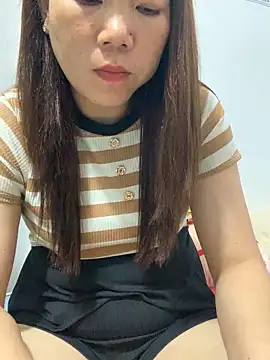 Snapshot of Baby-lovely69 chatting on 02-08-26, 01:58 Baby-lovely69 online show from 02-08-26, 01:58