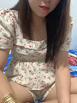 Snapshot of Baby-lovely69 chatting on 03-13-26, 01:18 Baby-lovely69 online show from 03-13-26, 01:18