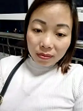 Snapshot of Ella-aa chatting on 03-14-26, 12:32 Ella-aa online show from 03-14-26, 12:32