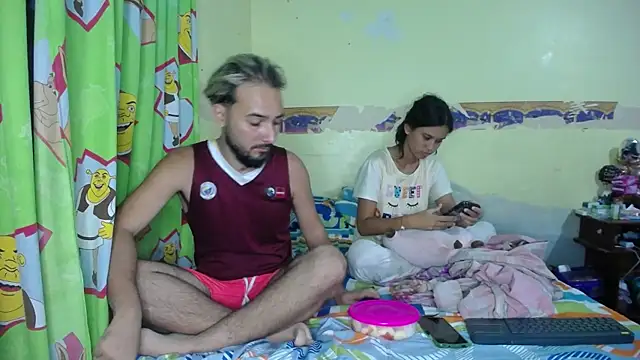 Snapshot of always-hot3 chatting on 02-10-26, 12:04 always-hot3 online show from 02-10-26, 12:04