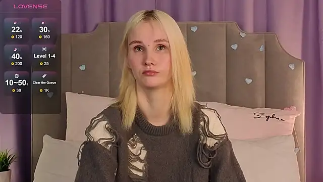 CrystalLili online show from 02-18-26, 03:46