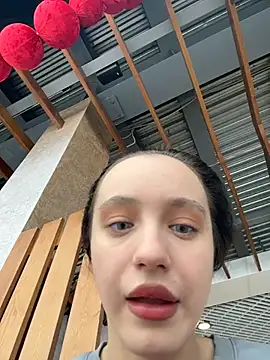 MiaTee online show from 02-08-26, 04:05