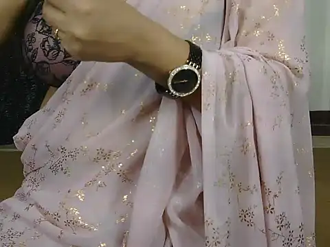 Snapshot of Secret_Bhabhi chatting on 03-06-26, 05:37 Secret Bhabhi online show from 03-06-26, 05:37