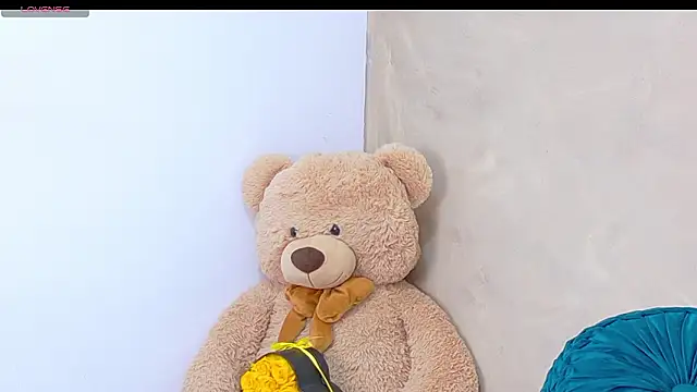 Snapshot of AndiVasquez chatting on 03-10-26, 05:12 AndiVasquez online show from 03-10-26, 05:12