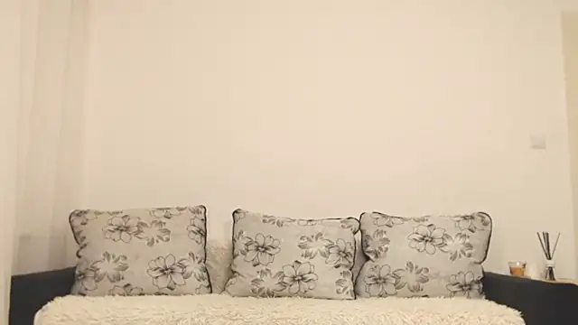 Snapshot of ladydiavolasquirt chatting on 01-10-25, 04:09 ladydiavolasquirt online show from 01-10-25, 04:09