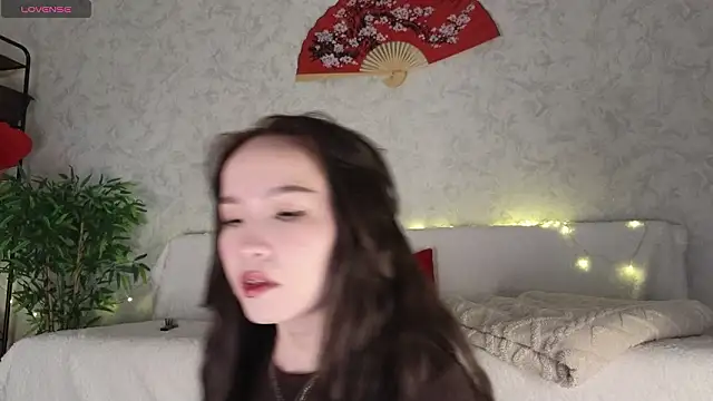 Snapshot of saya_li11 chatting on 03-02-26, 05:42 saya li11 online show from 03-02-26, 05:42