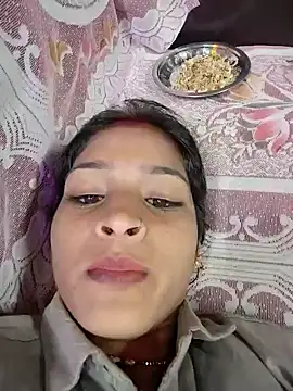 Snapshot of bhavna_pandit chatting on 02-12-26, 04:13 bhavna pandit online show from 02-12-26, 04:13