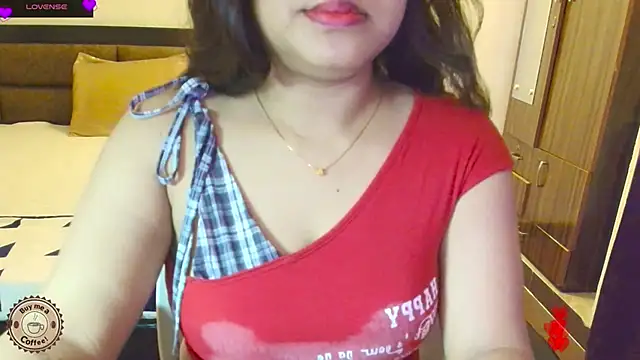 Yara-143 online show from 06-23-26, 04:27