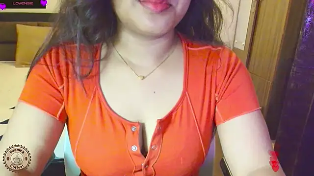Yara-143 online show from 06-30-26, 03:35