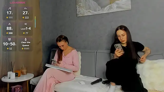 Snapshot of aelin_day chatting on 02-26-26, 06:34 aelin day online show from 02-26-26, 06:34