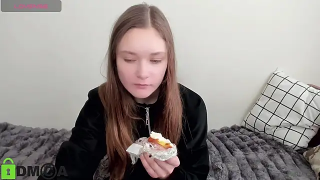 Elina X online show from 03-18-26, 08:17