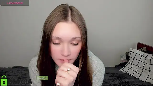 Snapshot of Elina_X chatting on 05-29-26, 02:04 Elina X online show from 05-29-26, 02:04